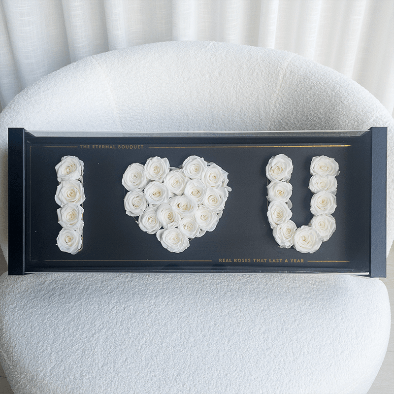 'I LOVE YOU' White Everlasting Acrylic Rose Box